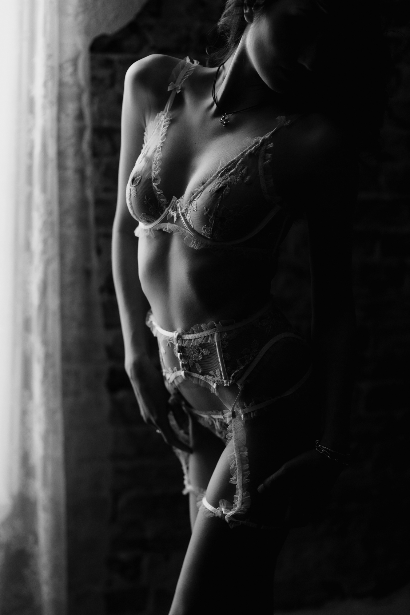 https://ashleykidderboudoir.com/wp-content/uploads/2023/03/07-2328-post/Top_Denver_boudoir_photographer-16.jpg