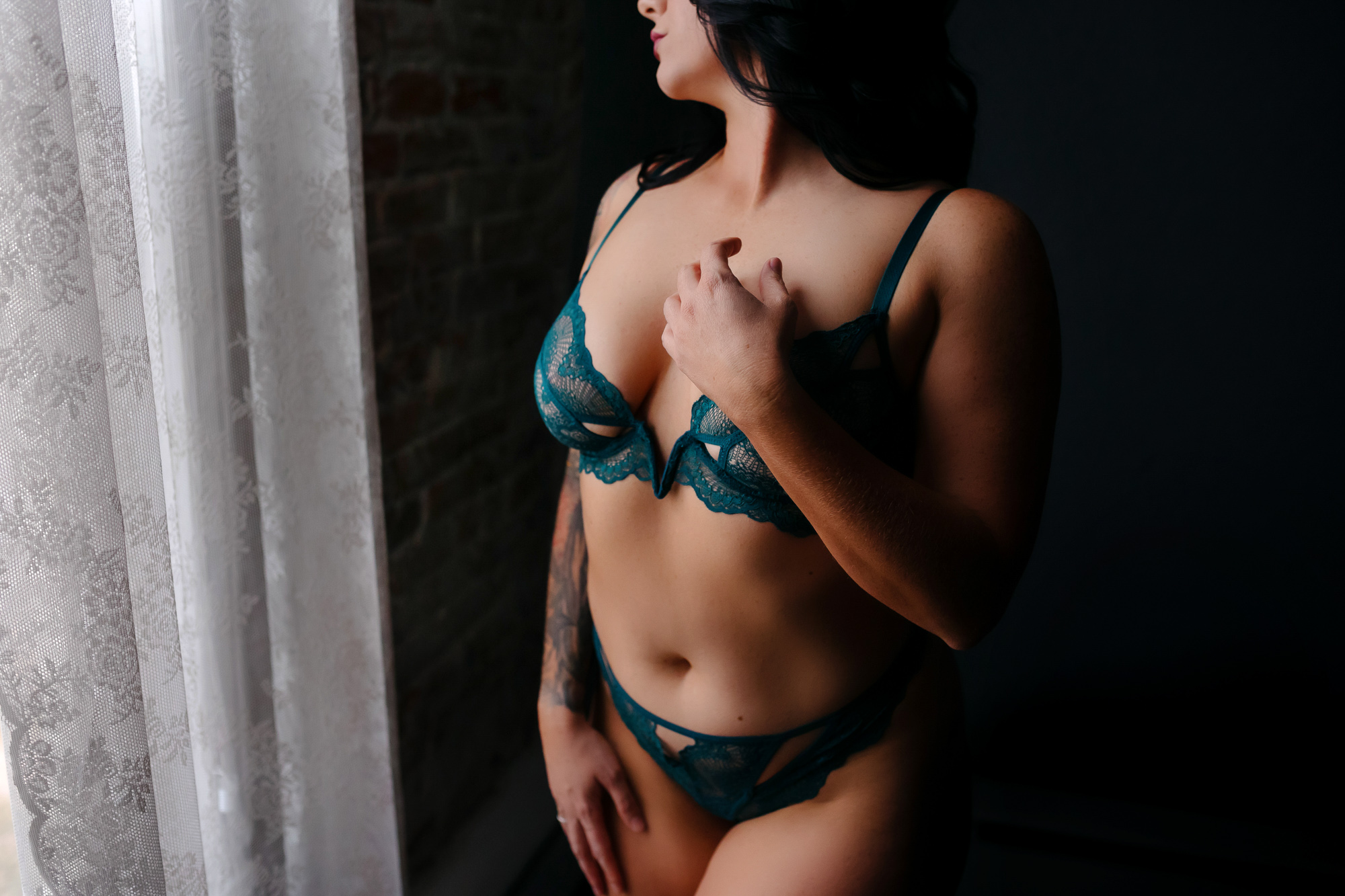 https://ashleykidderboudoir.com/wp-content/uploads/2024/04/22-2816-post/Boudoir-shoot-20.jpg